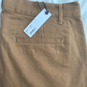 Taylor Stitch Slim Chino in Organic British Khaki